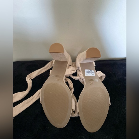 Wild Diva Faux Suede Lace-up High Heel - Picture 3 of 4